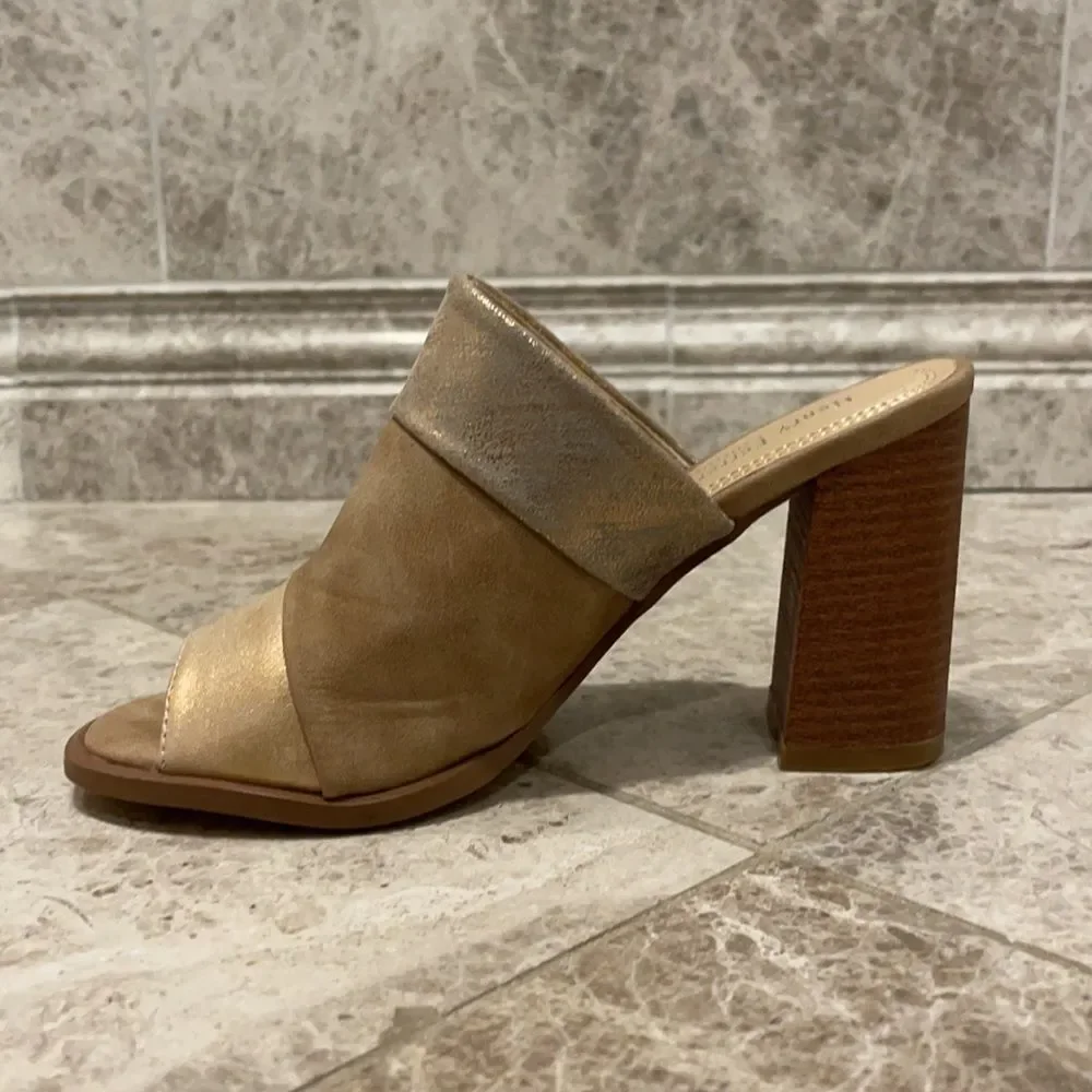 Henry Ferrera Champagne Sandals